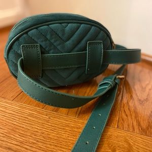 Chevron Velvet Belt Bag Green